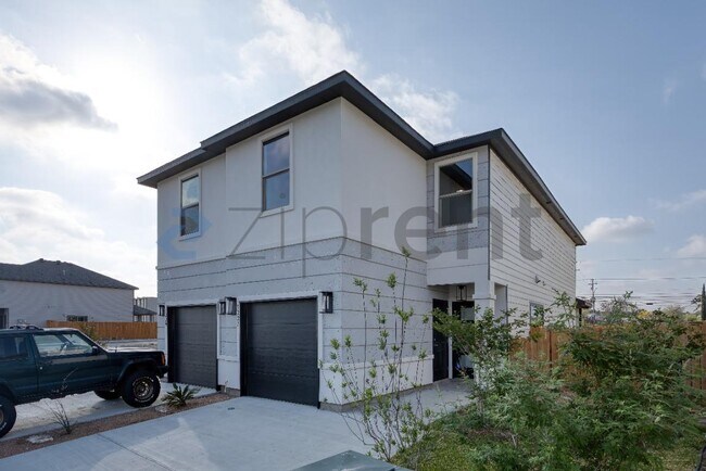 Building Photo - 5902 US-59