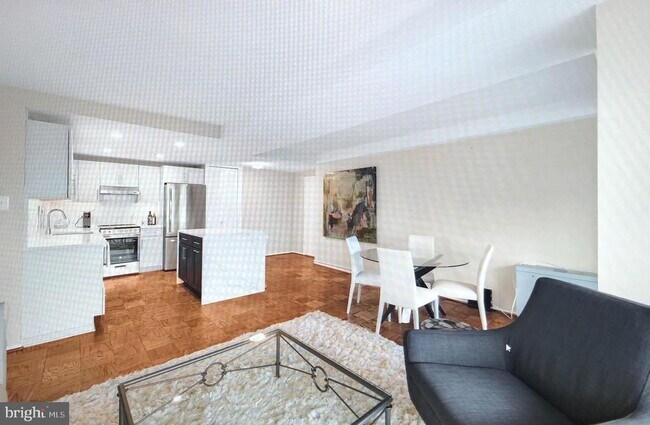 Primary Photo - 1311 Delaware Ave SW