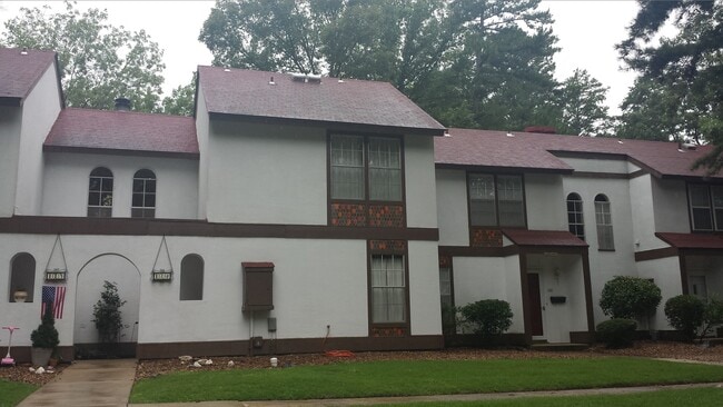Primary Photo - 120 Emperado Way