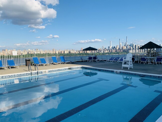 Building Photo - 8600 JFK Blvd E