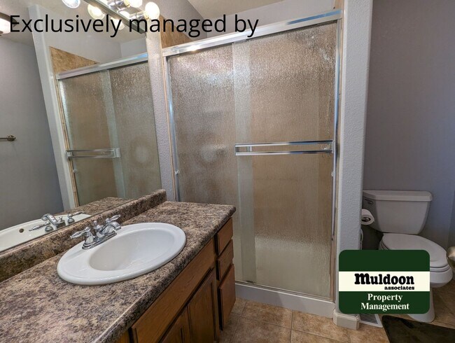 Building Photo - Spacious Updated Pueblo West Home! Pet Friendly!