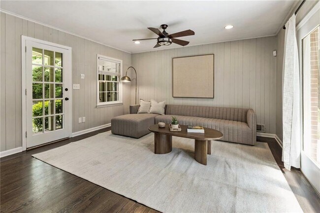 Building Photo - 4243 McClatchey Cir NE
