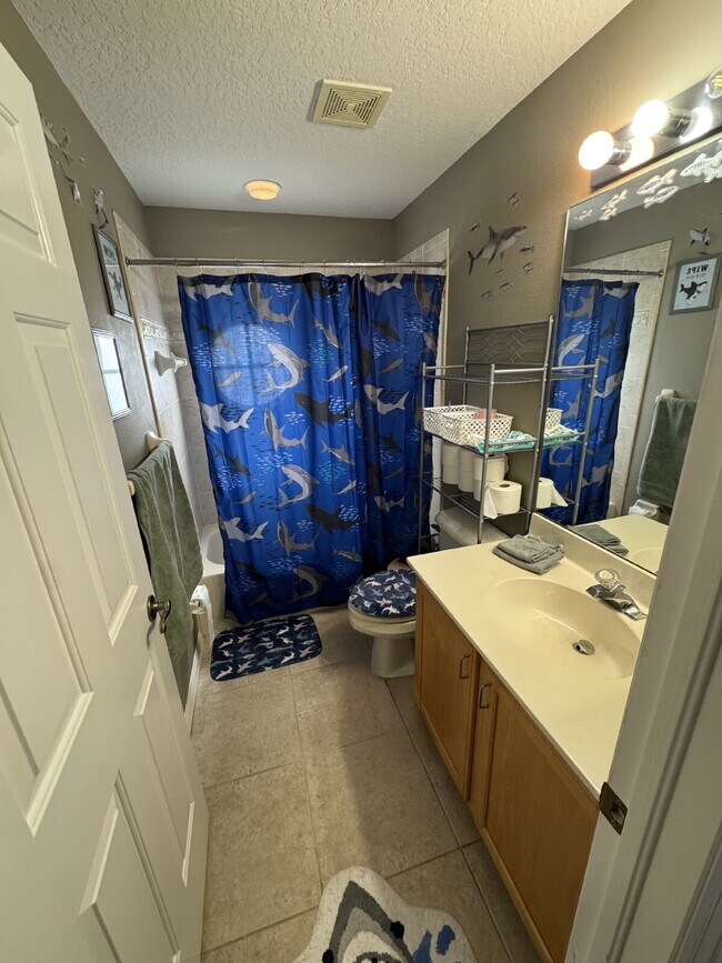 Building Photo - 1890 Briland St