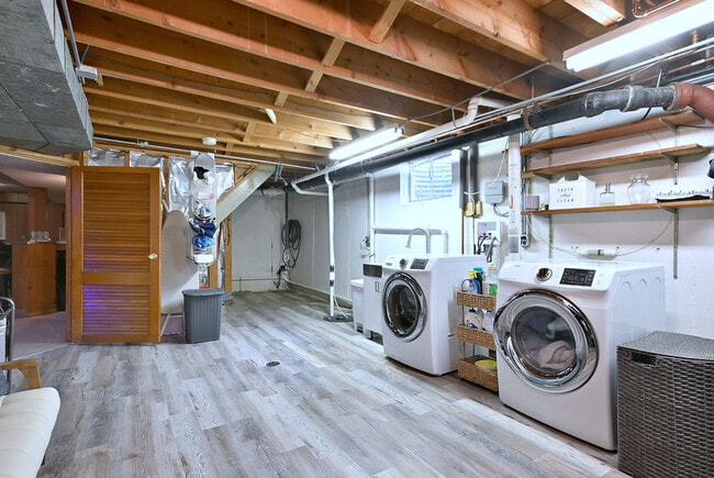 Building Photo - 2307 Edna Ave