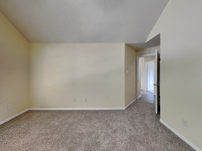 Building Photo - 104 Cloudbridge Dr