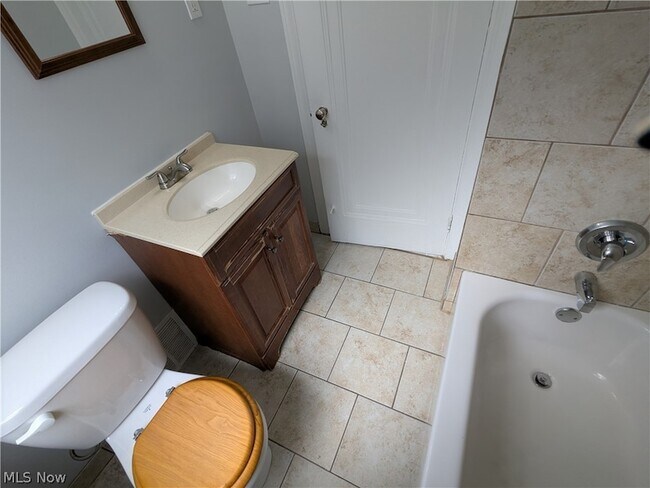 Building Photo - 3536 Daleford Rd