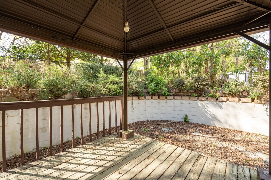 Building Photo - 3101 Cinnamon Cir