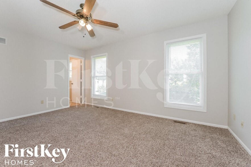 Building Photo - 18901 S Ash St