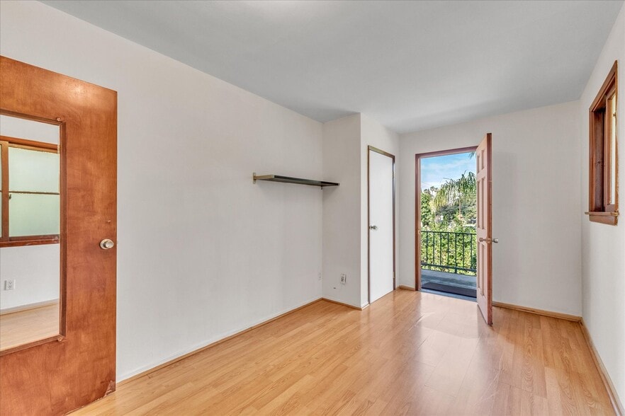 Building Photo - 16553 Hartsook St