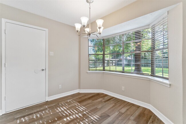 Building Photo - 25814 Leafywood Dr