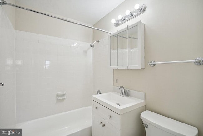 Building Photo - 4107 Javins Dr