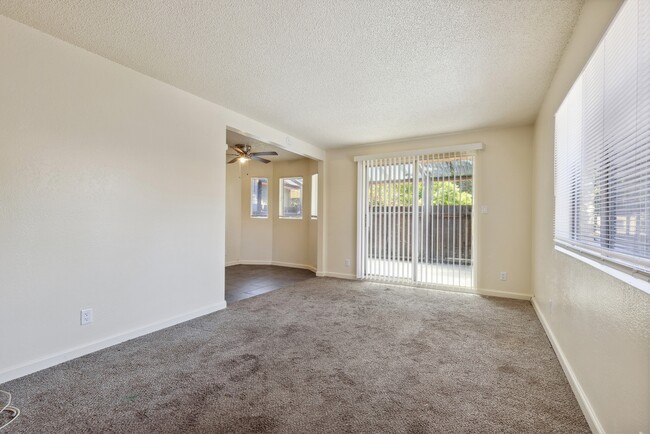 Building Photo - 6630 MacArthur Blvd
