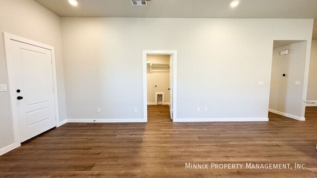 Building Photo - 2136 Kokomo Ave