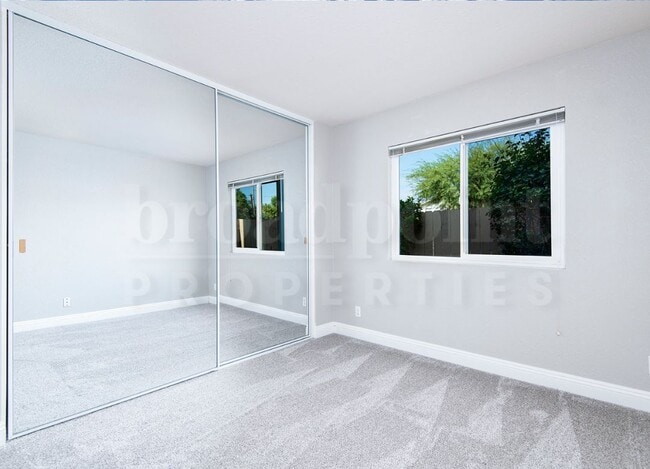 Building Photo - 1075 N Escondido Blvd