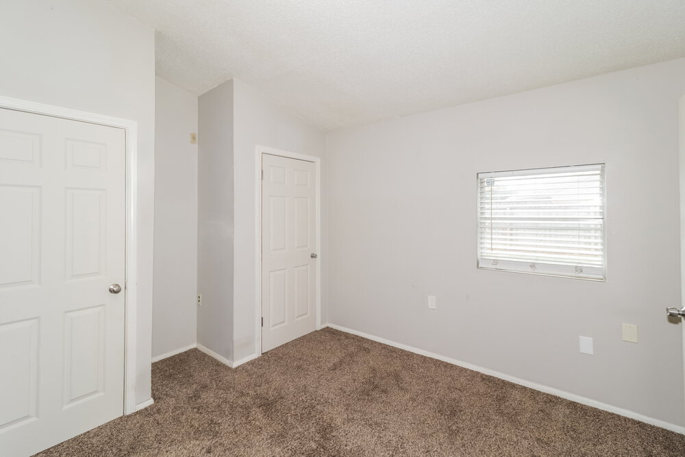 Building Photo - 6124 Kensington Cir