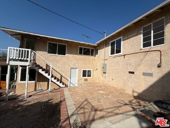 Building Photo - 3237 Midvale Ave