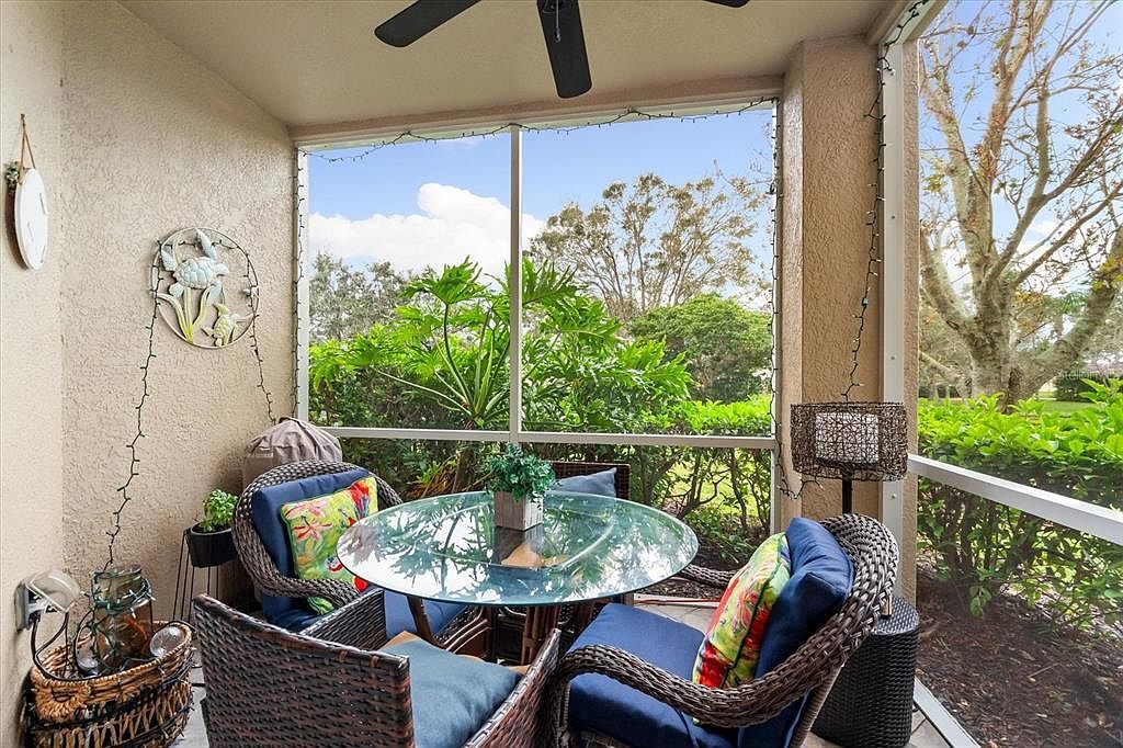 Covered patio - 5168 Northridge Rd