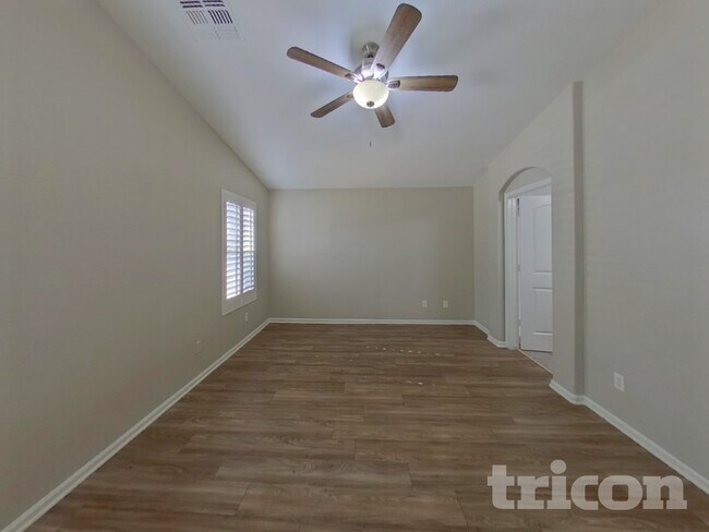 Building Photo - 42396 Colby Dr