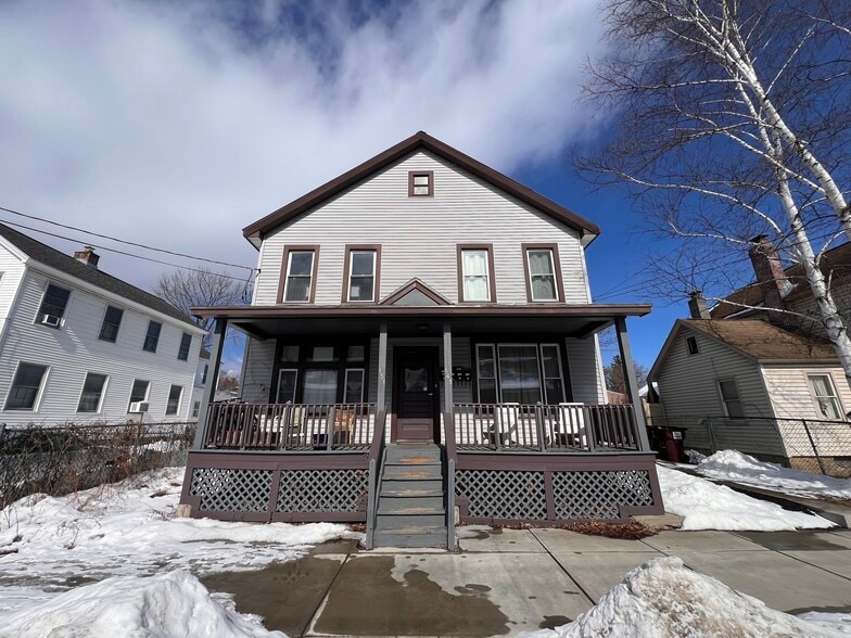 Building Photo - 151 Division St