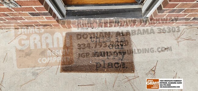 Building Photo - 1616 Randall Rd