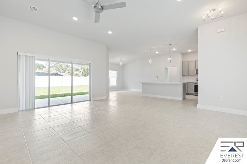 Building Photo - 67 Brewster Ln