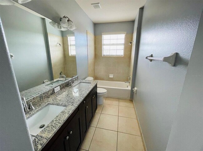 Building Photo - 10802 Willow Ridge Loop