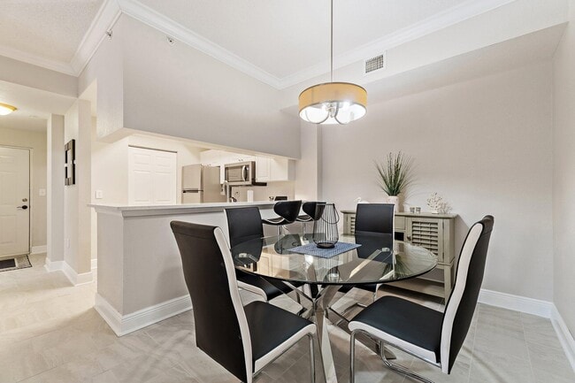 Building Photo - 2809 Amalei Dr