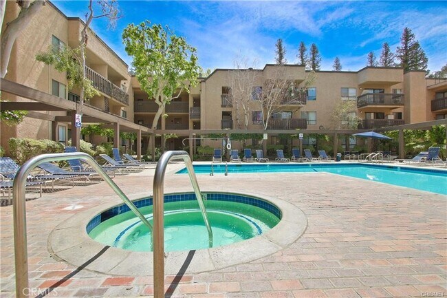 Building Photo - 22100 Burbank Blvd