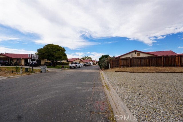 Building Photo - 10304 Primrose Ave