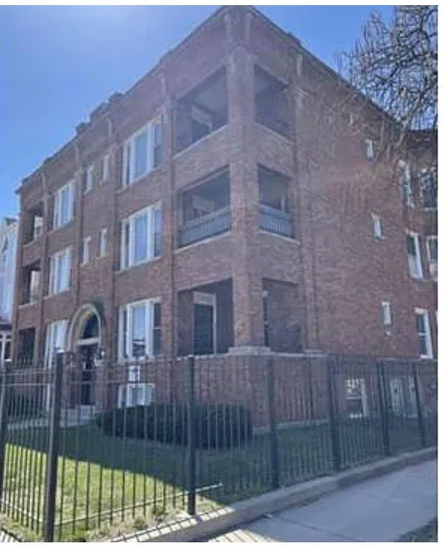 Building Photo - 7236 S Jeffery Blvd