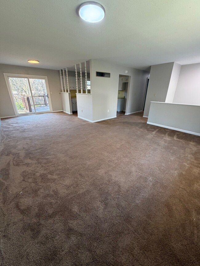 Building Photo - 1426 Northfield Park Blvd