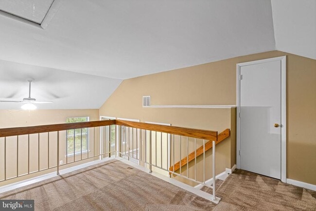 Building Photo - 8303 Linden Oaks Ct