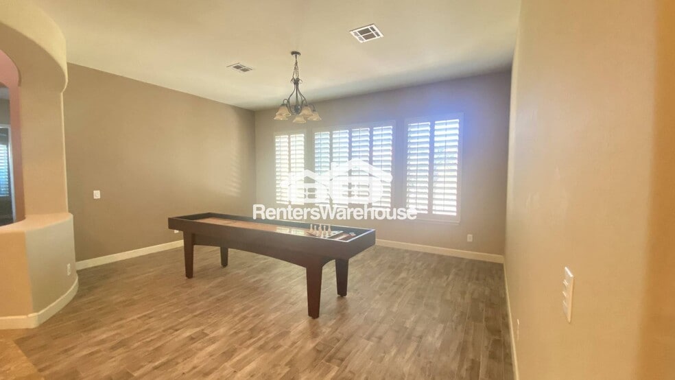 Building Photo - 3963 E Elmwood Pl