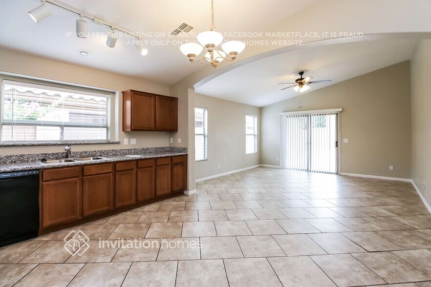 Building Photo - 29821 N Broken Shale Dr