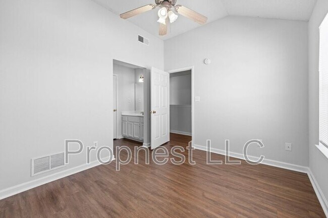 Building Photo - 7322 Perrin Cove