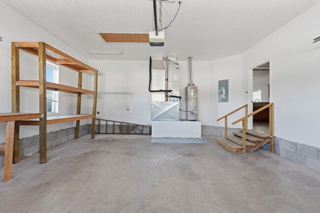 Building Photo - 1316 NW 120th Way