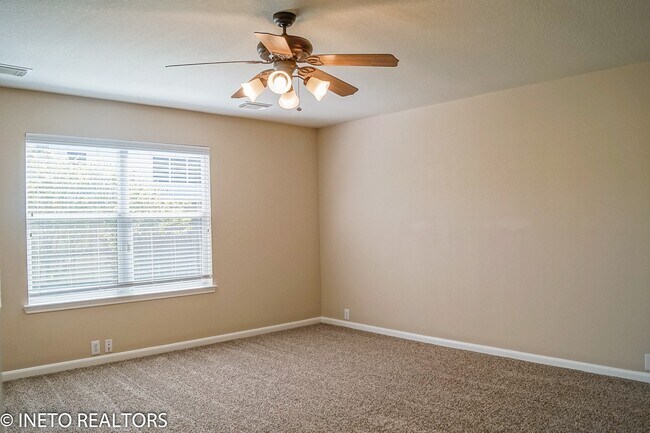 Building Photo - 2819 Foster Hill Dr