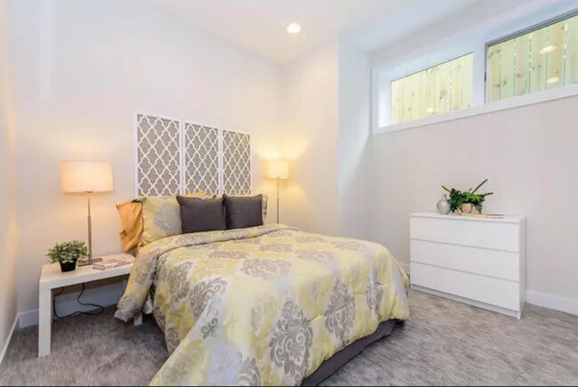 Building Photo - New Construction 3 Bed/ 2 bath Andersonville/Edgewater