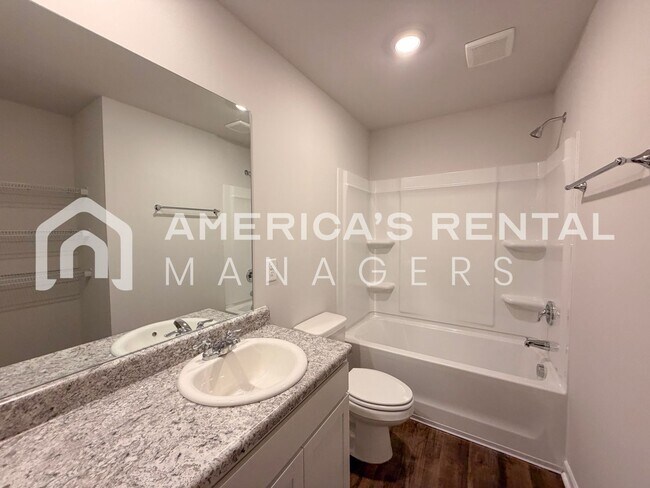 Building Photo - Modern New Construction Townhouse in Lincoln, AL!