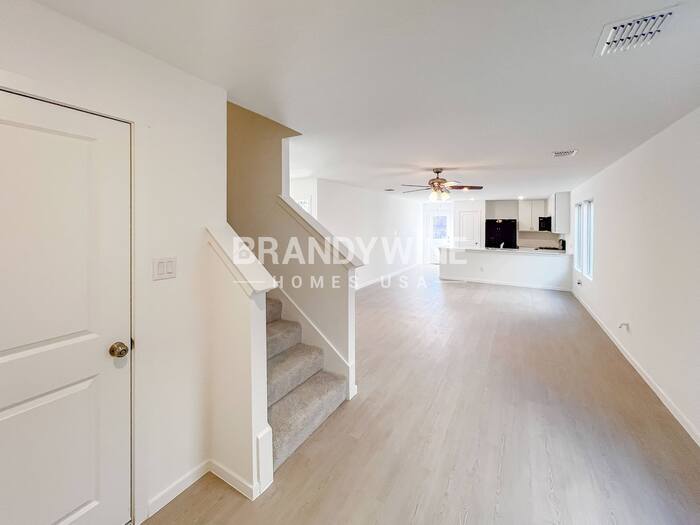 Building Photo - 241 Bable Run Dr