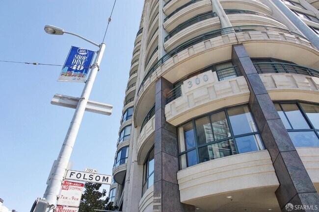 Building Photo - 300 3rd St