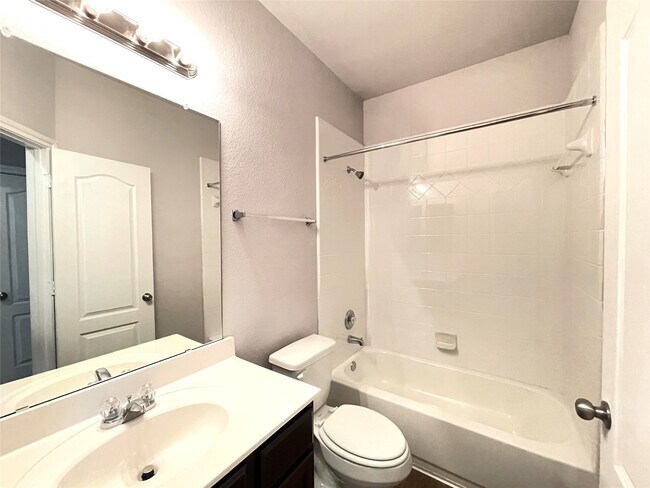 Building Photo - 3238 Aster Mdw Wy