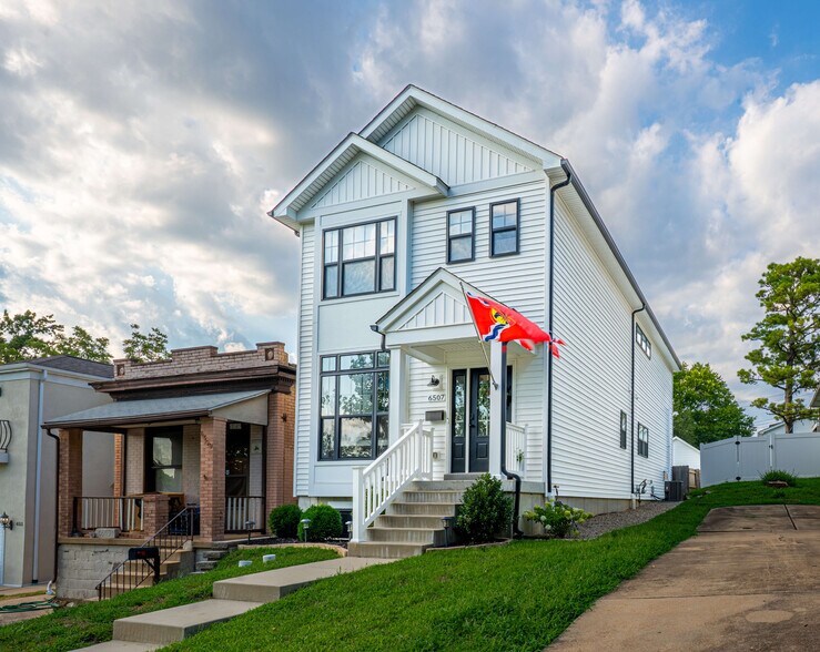 Building Photo - 6507 Nashville Ave