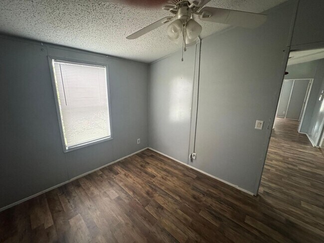 Building Photo - 3-Bedroom, 2-Bath Mobile Home on 1 Acre with Fenced Yard