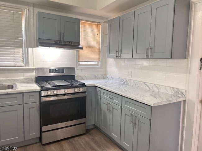 Building Photo - 185 Goldsmith Ave