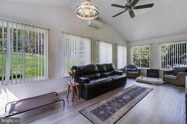 Building Photo - 509 Dogwood Ct