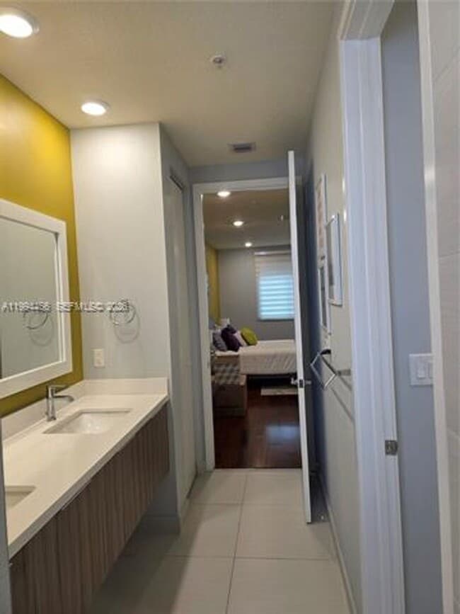 Building Photo - 10222 NW 64th Way