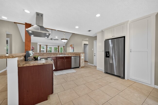 Building Photo - 2314 Pilgrims Bend Dr