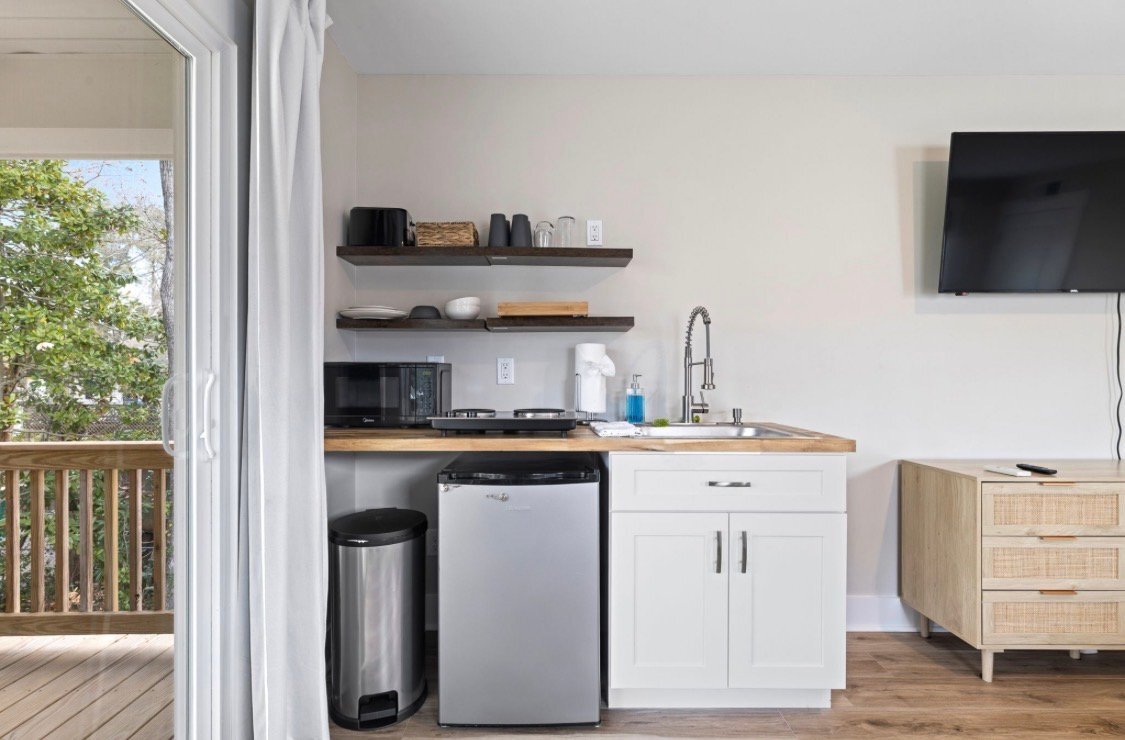 Building Photo - 5069 Peachtree Ave