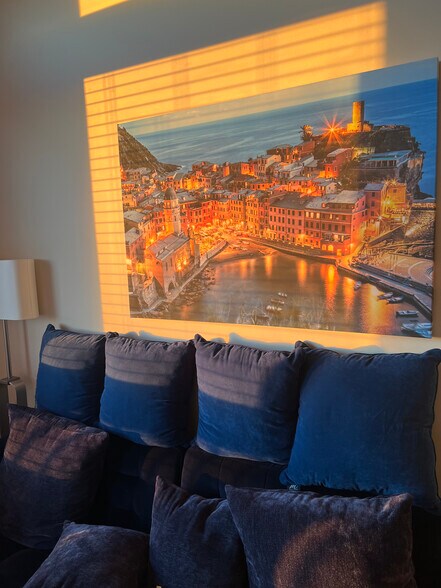 Building Photo - 7600 Lyndale Ave S